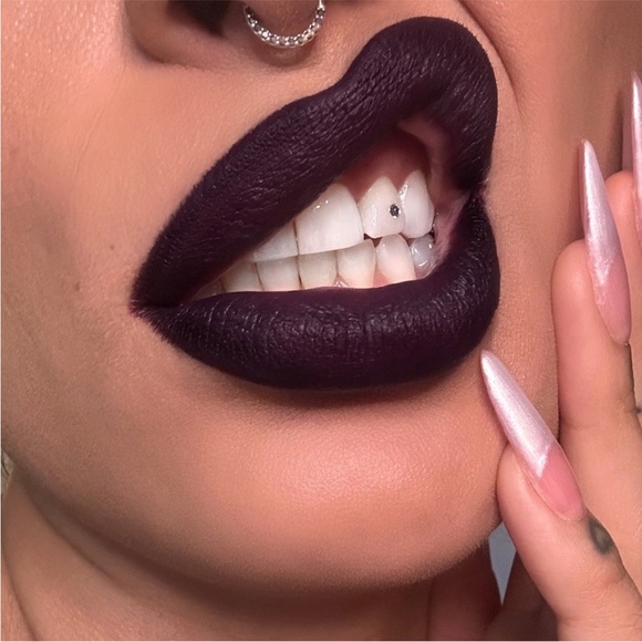 Melt Cosmetics Christmas Town Full Collection - Picture 6 of 11